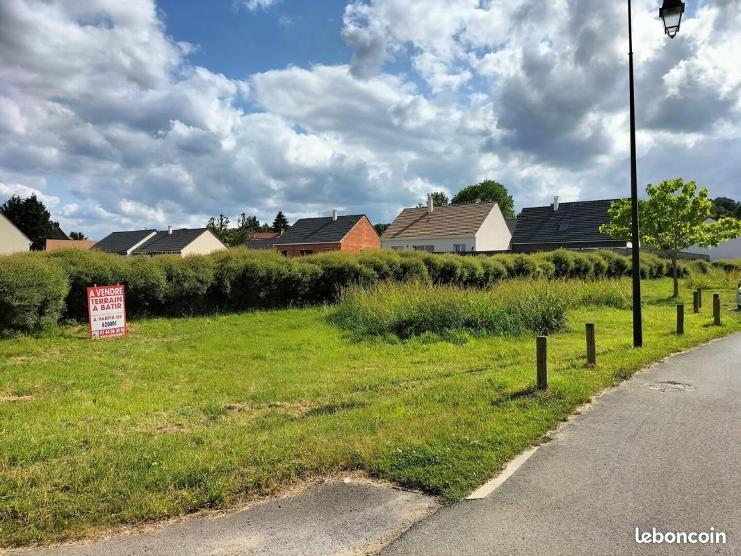 Terrain 500 m² Savignies · 64 000 €