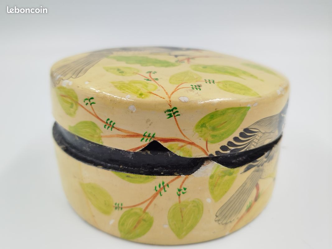 Boîte Vintage En Papier Mâché Avec Motif Oiseaux - Déco Rétro Et Charmante