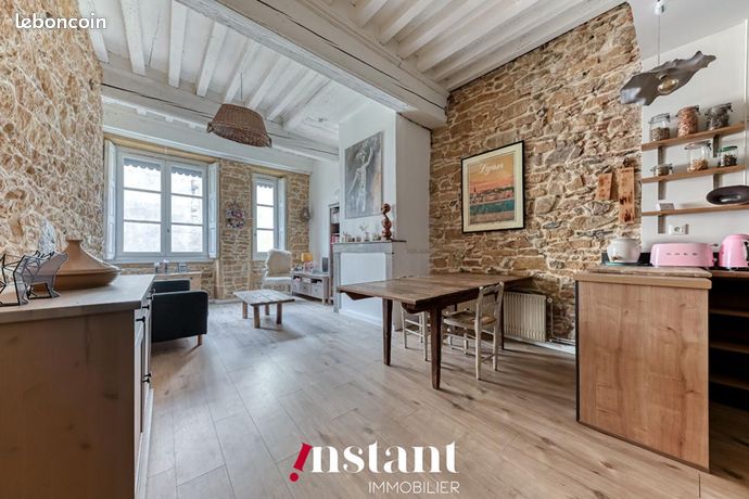 Appartement 3 pièces 77 m² — 1