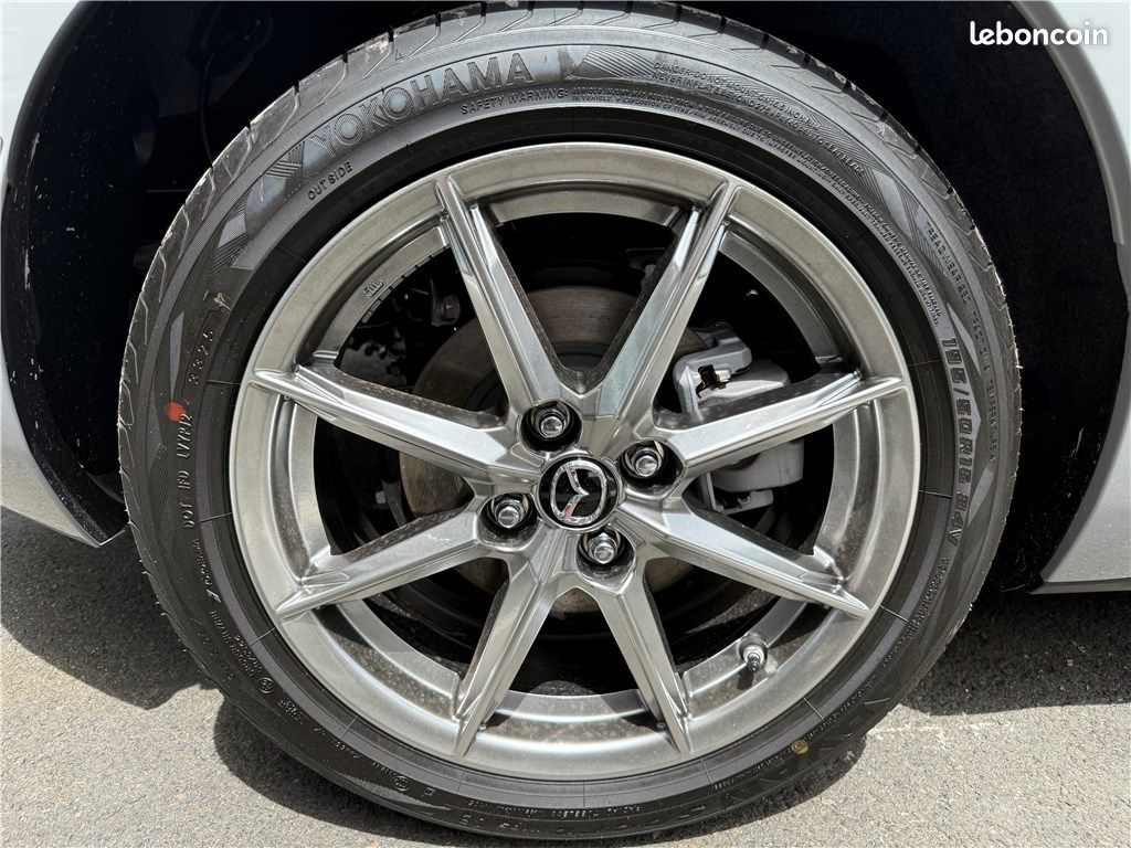 Mazda MX-5 ROADSTER 2024 1.5L SKYACTIV-G 132 CH Exclusive-Line (image 18)