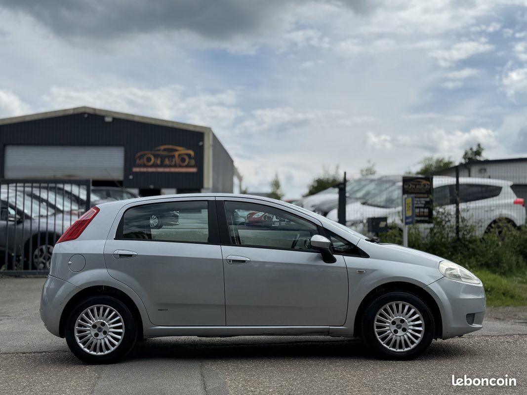 Fiat Grande Punto 1.3 MJT 75ch Active – Clim – Idéal Jeune Permis – Révisée & Garantie 6 mois (image 4)