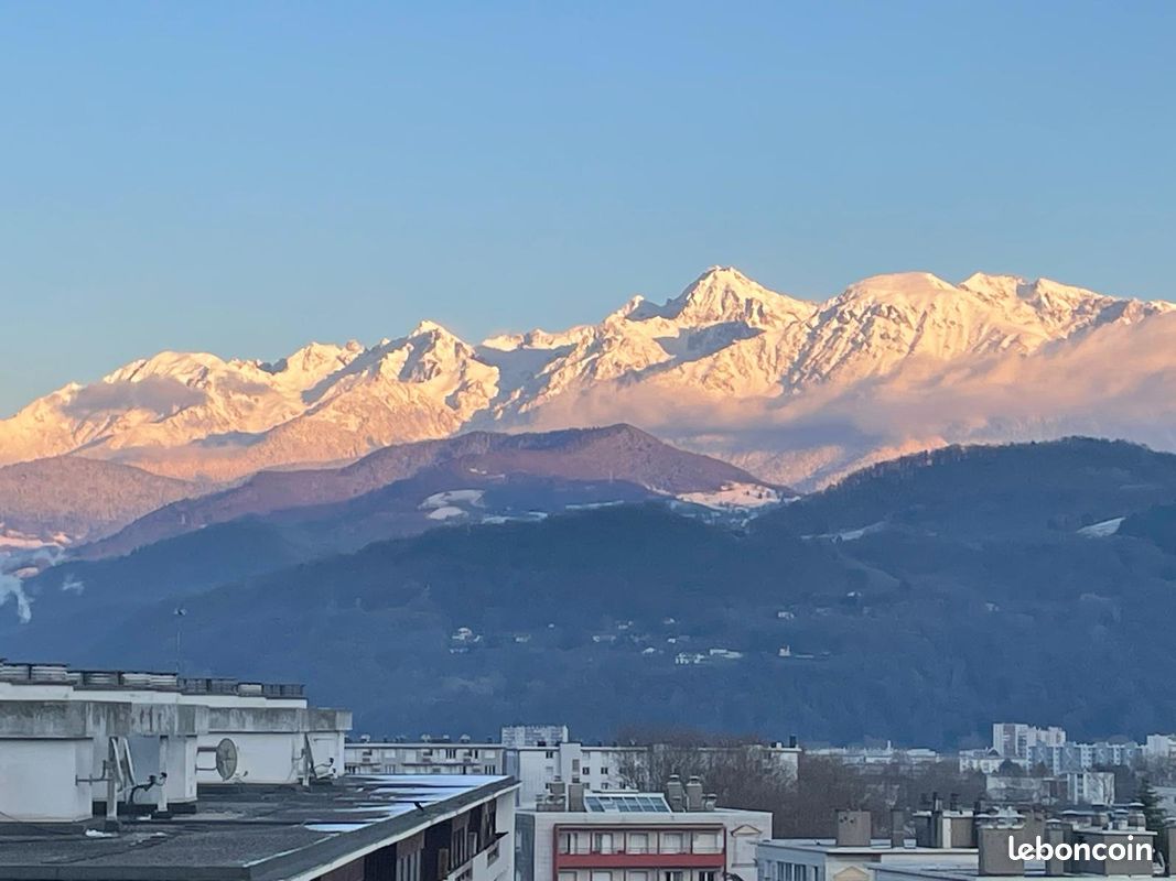 Appartement 4 pièces 100 m² · à Grenoble · 100 m² · 1 300 €/mois