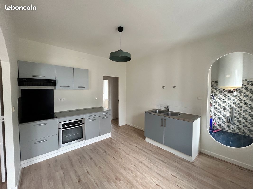 Appartement 3 pièces 41 m² · à Carhaix-Plouguer · 41 m² · 600 €