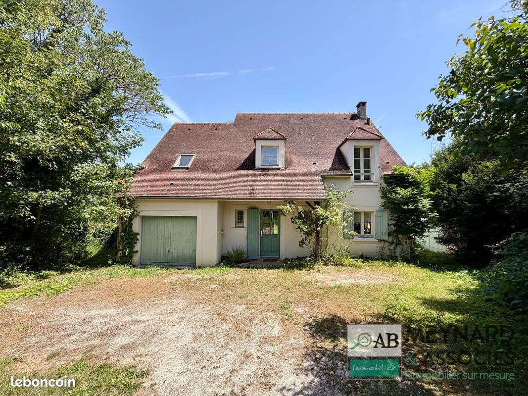 Maison 5 pièces 117 m² · à Tigeaux · 117 m² · 349 000 €