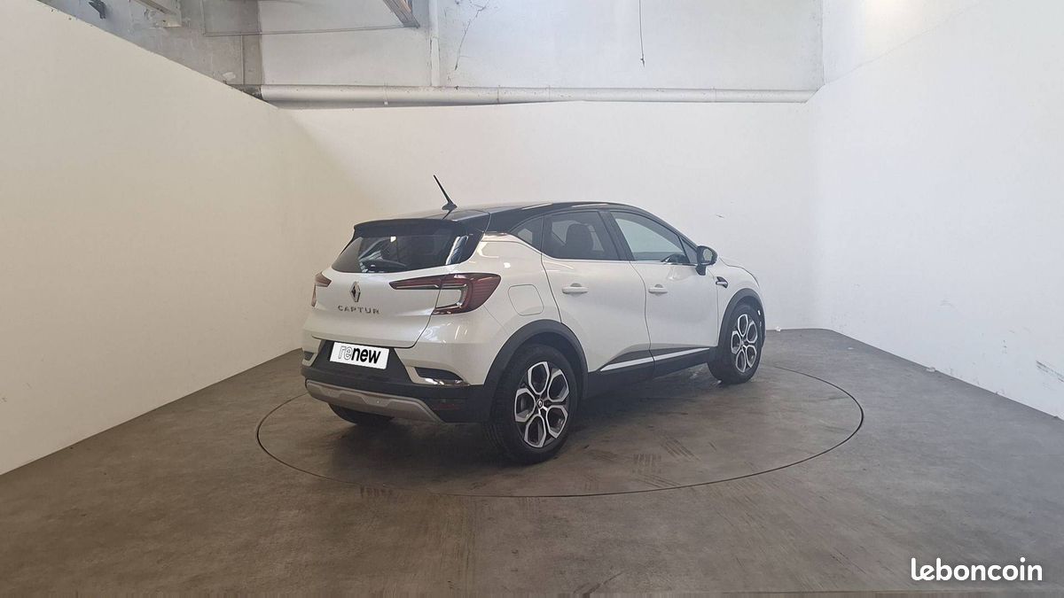 Renault captur tce 140 21 intens (image 30)