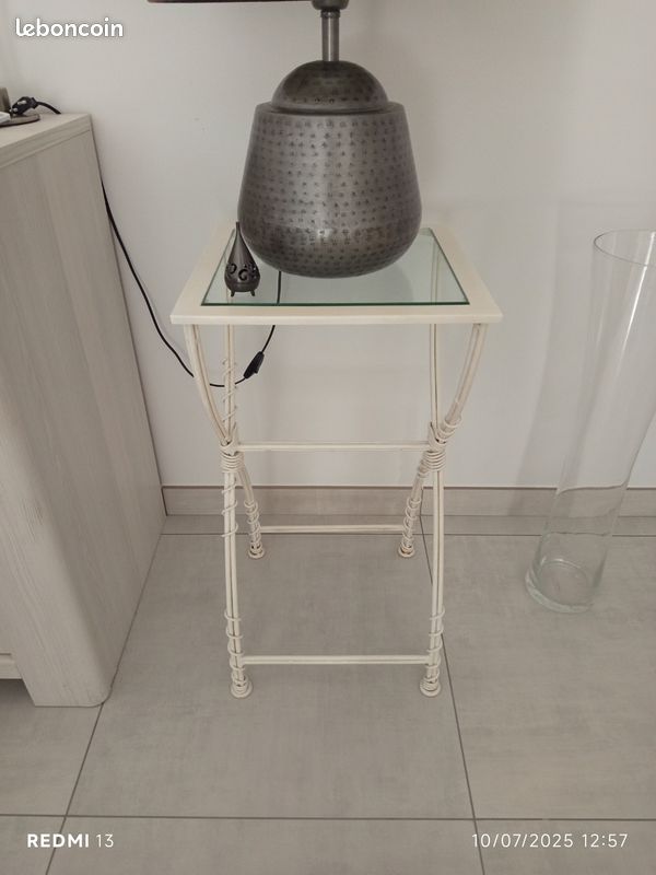 Console (image 4)