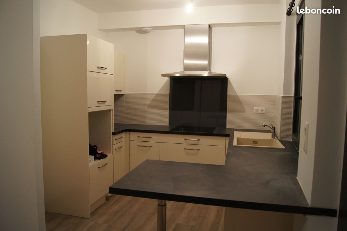 Appartement 3 pièces 60 m² · à Manosque · 60 m² · 730 €