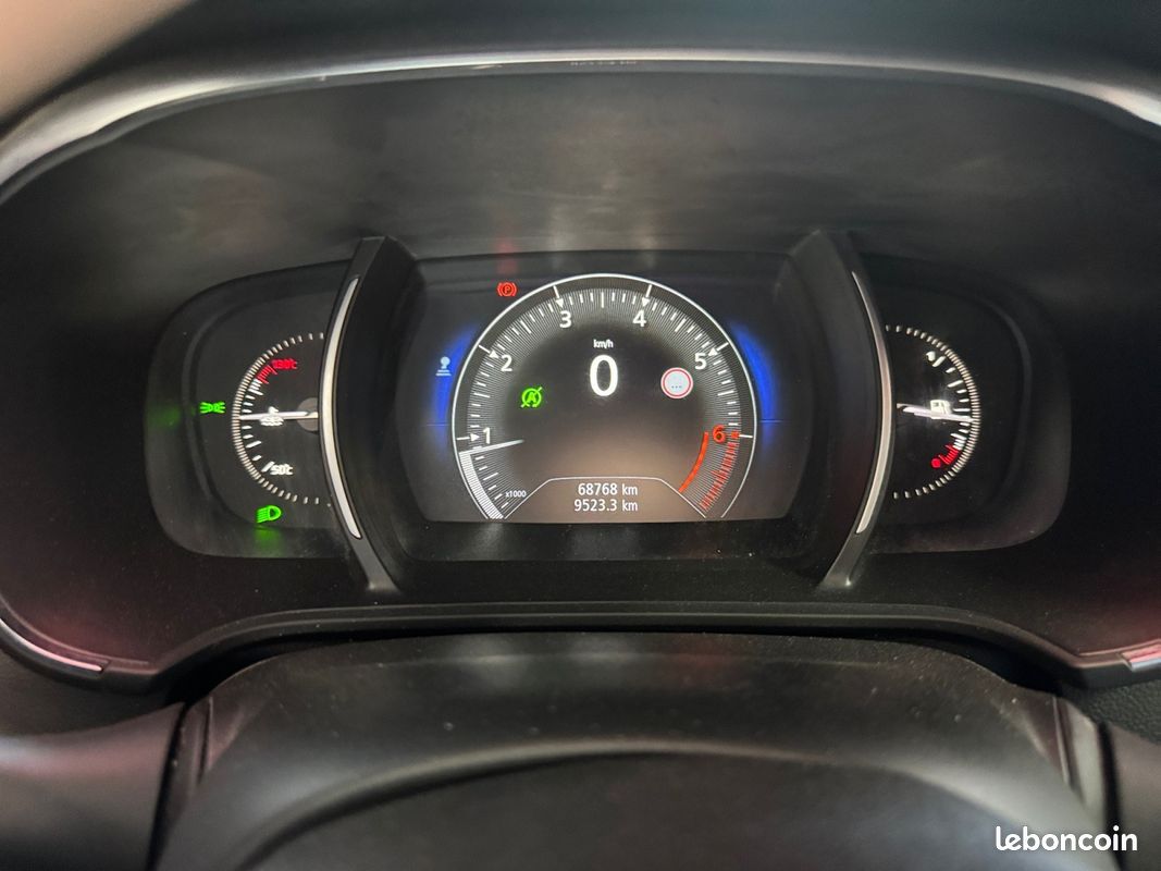 RENAULT MEGANE IV BERLINE TCE 130 INTENS 5p Radar De Recul Clim Auto Bi-Zone full entretien Garantie 12 Mois (image 15)