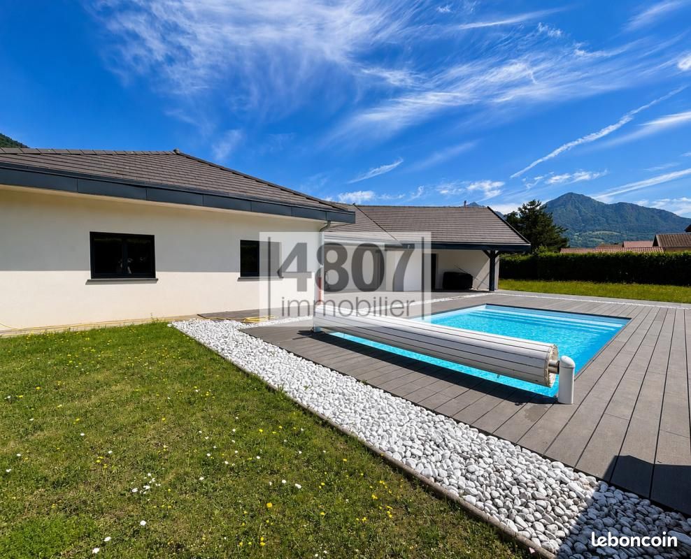 Maison 5 pièces 184 m² · à Marignier · 184 m² · 642 000 €