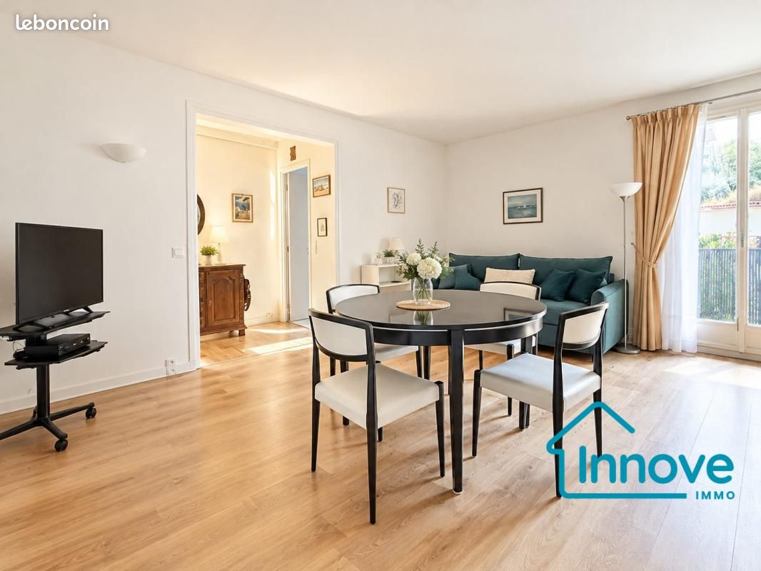 Appartement 2 pièces 56 m² · à Versailles · 56 m² · 415 000 €