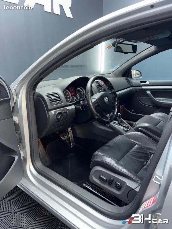 Volkswagen Golf 3.2 R32 250cv 4MOTION DSG BVA (image 11)