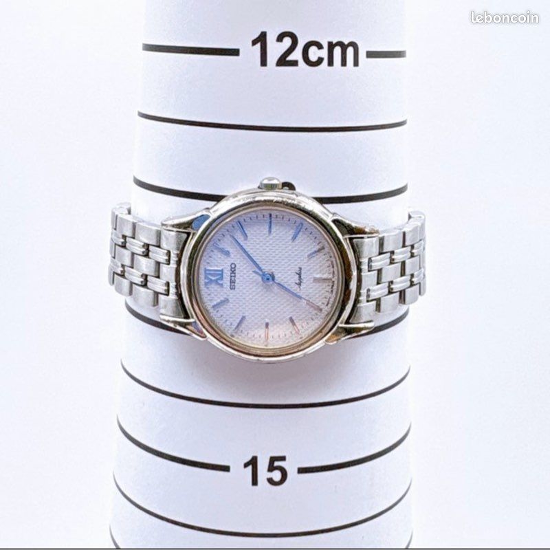 Seiko V701-2070 (1990-1999) (image 11)