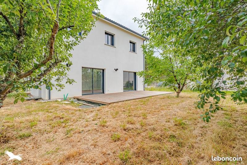 Maison 5 pièces 118 m² · à Saint-Caprais-de-Bordeaux · 118 m² · 395 000 €