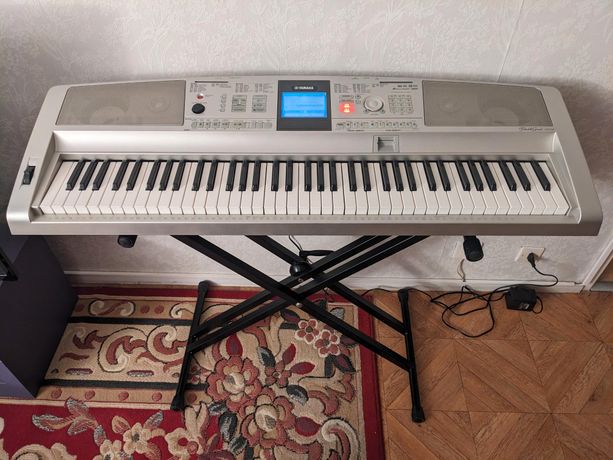 Synthétiseur Alesis Melody61 + pied, support et alim