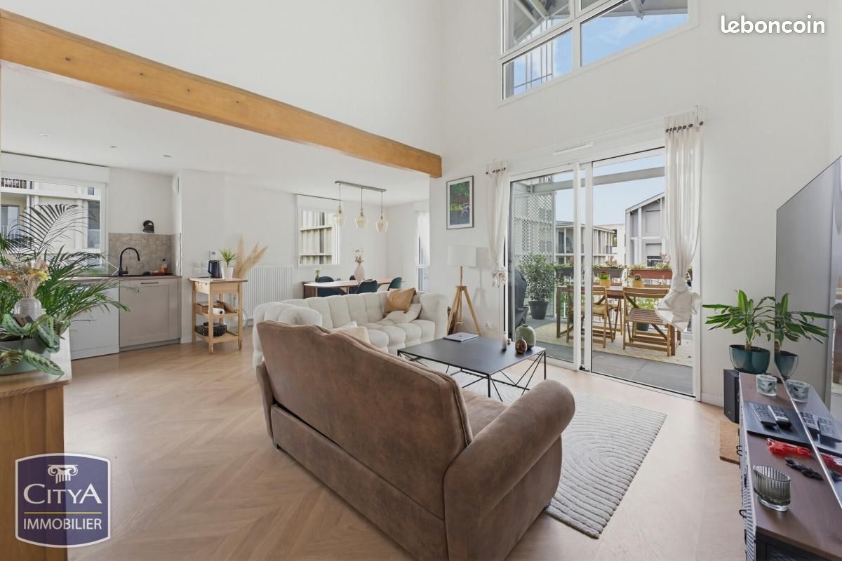 Appartement 3 pièces 81 m² · à Bordeaux · 81 m² · 318 000 €