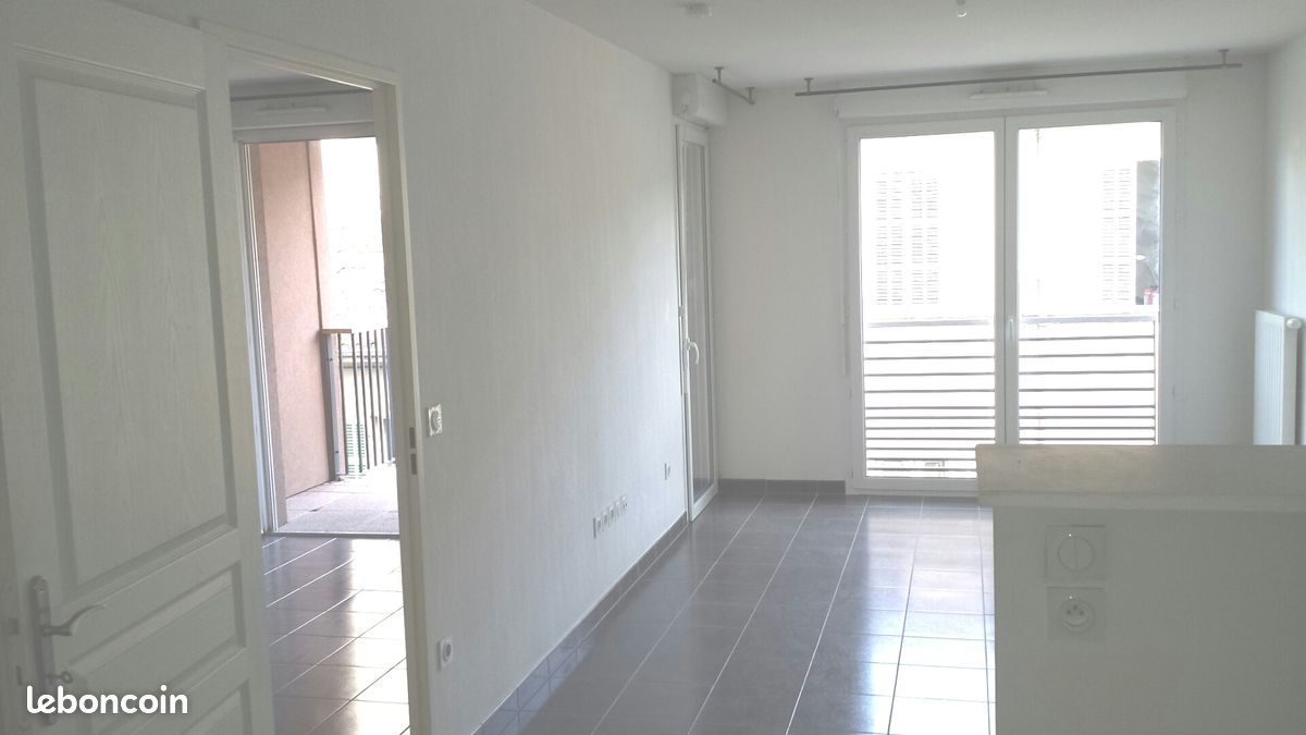 Appartement 2 pièces 45 m² · à Marseille · 45 m² · 646 €/mois