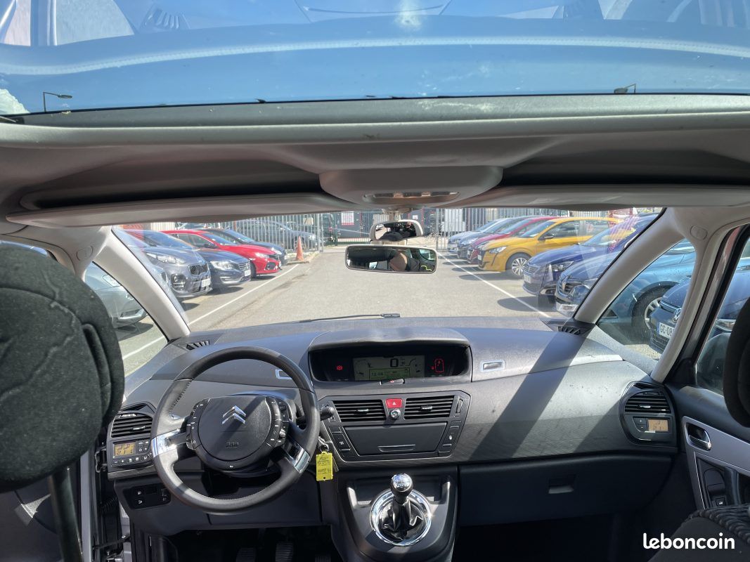 Citroen c4 picasso 1.6 hdi 110cv garantie 3/12 mois 2009 (image 10)