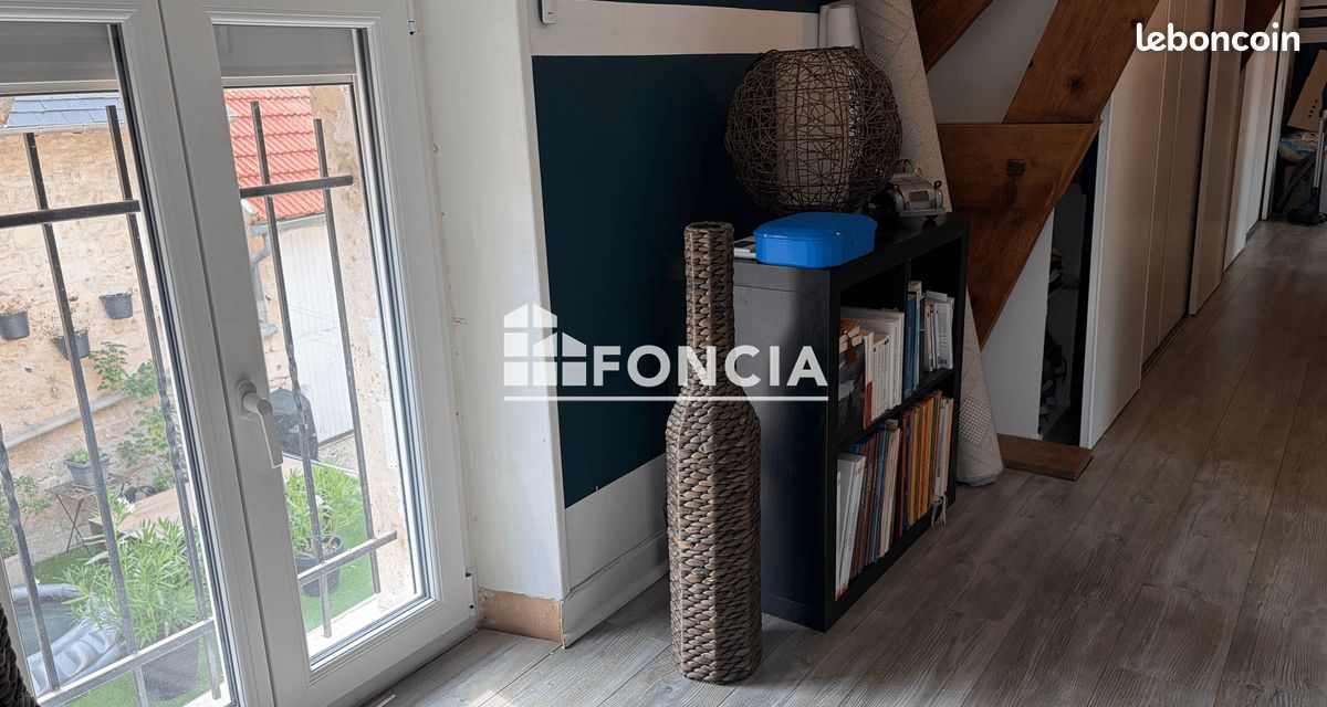 Proche bourg tous commerces (image 7)