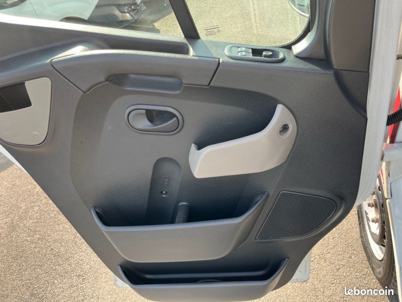 Renault MASTER III FG - VENDU EN L'ETAT F3500 L3H2 2.3 DCI 150CH GRAND CONFORT (image 20)