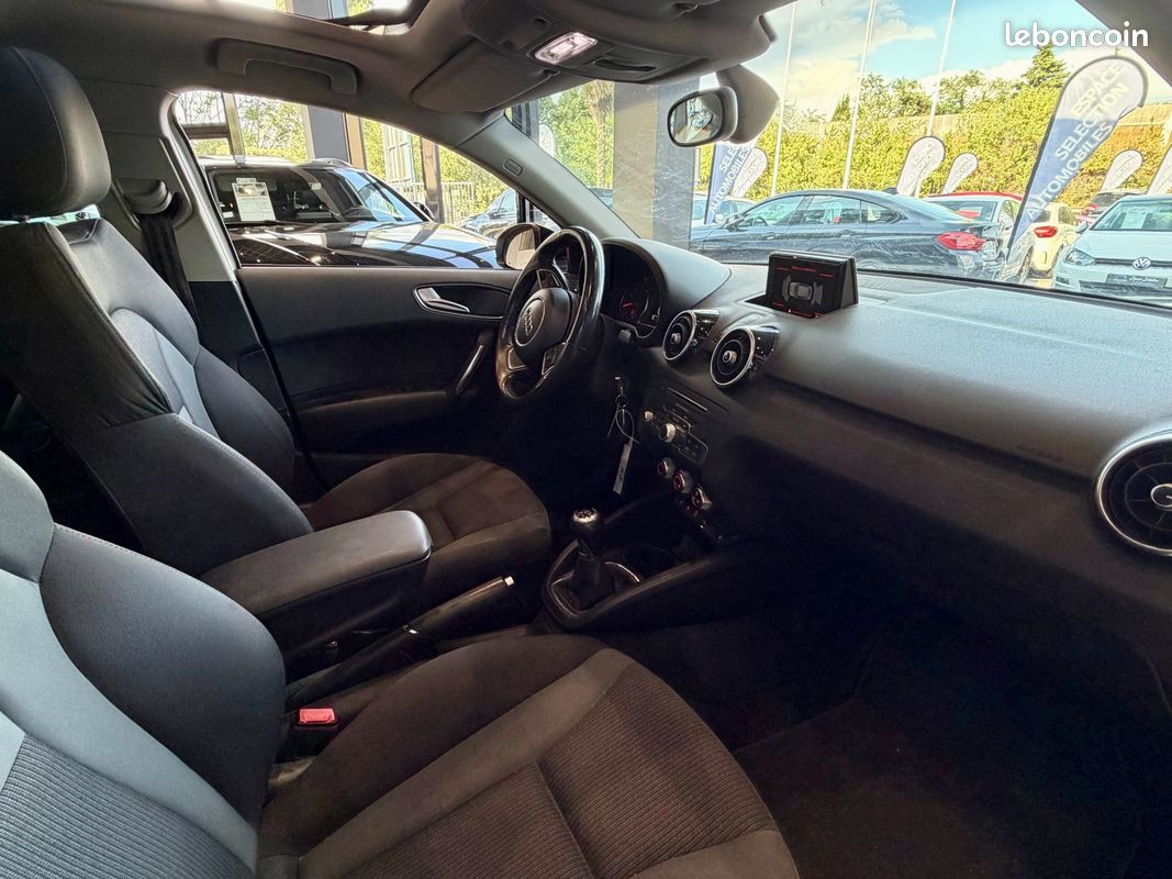 AUDI A1 SPORTBACK 1.4 TFSI 125 BVM6 S line TOIT OUVRANT (image 9)