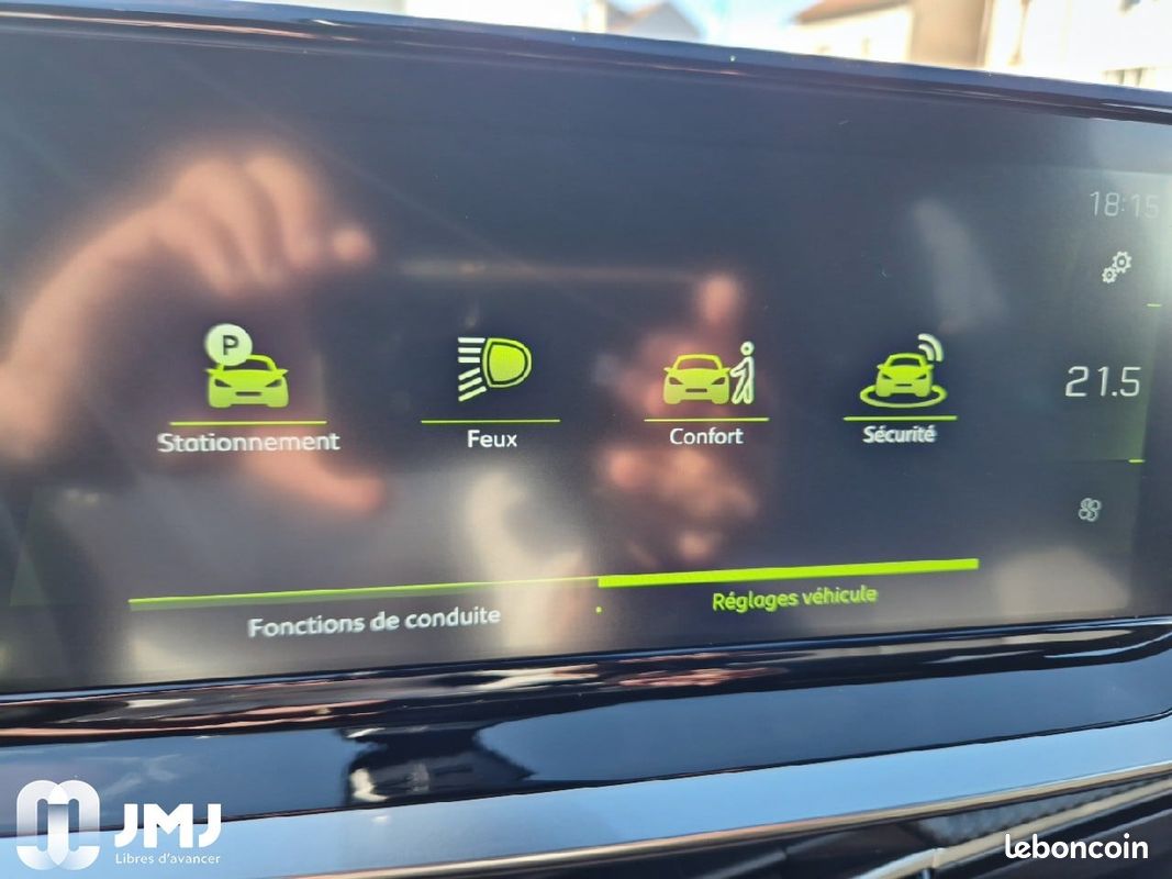 PEUGEOT 208 PureTech 100 S&S BVM6 GT (image 18)