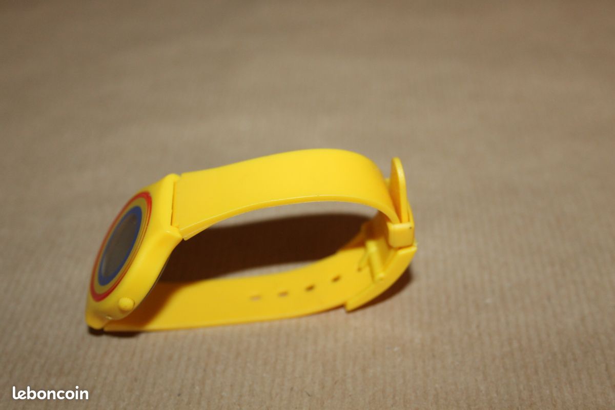 Montre Vintage Quartz Publicitaire Nestlé Bonjour - Jaune - Collection - Occasion - Fabriquée En France