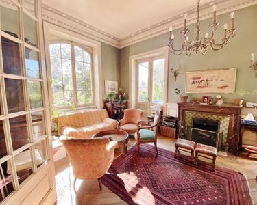 Maison 1 495 000 € - 328 m²