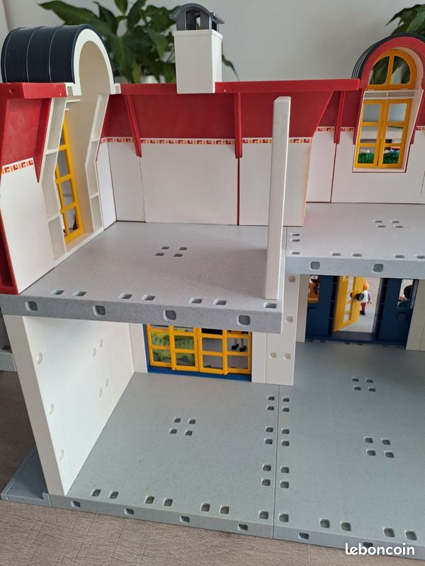 Playmobil 3965 Jolie Maison - Entièrement Meublée Avec Notice - Très Bon état