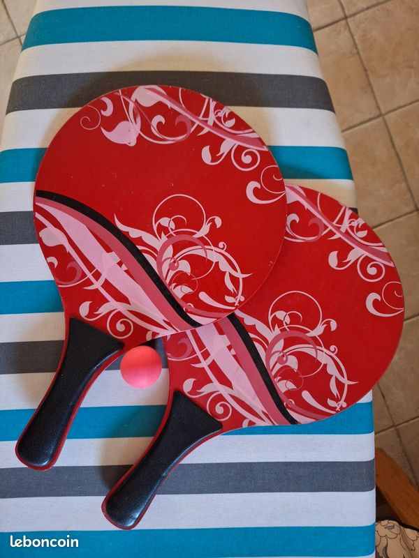 Jeu de raquettes plage (image 1)