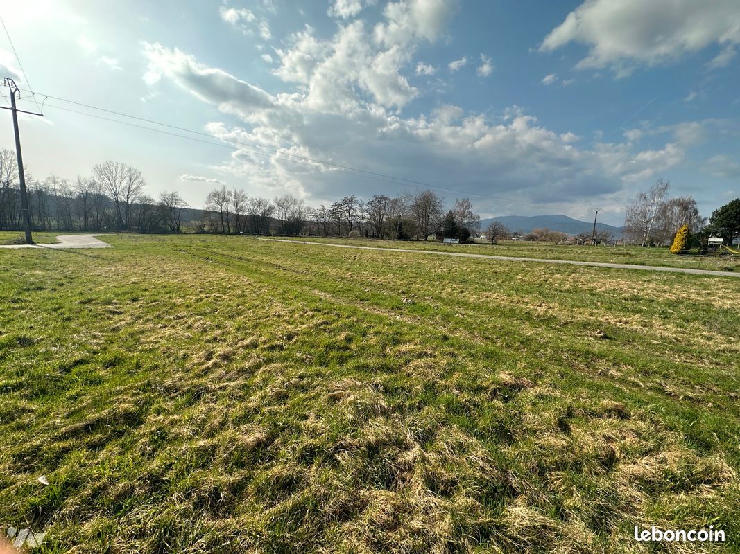 Terrain 1181 m² · à Aspach-Michelbach · 1 181 m² · 228 360 €