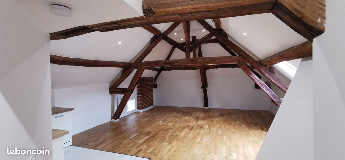 Appartement 3 pièces 72 m² · à Villeneuve-sur-Yonne · 72 m² · 690 €/mois