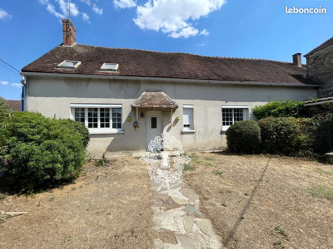 Maison 7 pièces 122 m² · à Longueville · 122 m² · 169 000 €