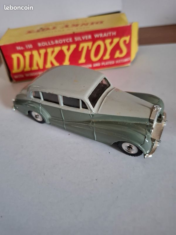 Dinky Toys England 1/43 - Rolls Royce Silver Wraith 150 Dinky Toys England 1/43 - Rolls Royce Silver Wraith 150