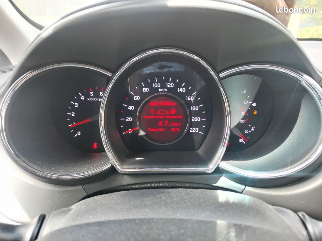 Kia Rio 1.1 CRDI 75cv ISG ACTIVE 147386 km (image 8)
