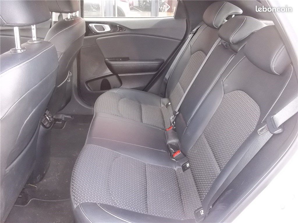 Kia Xceed 1.0L T-GDI 120 CH BVM6 ISG Active (image 9)