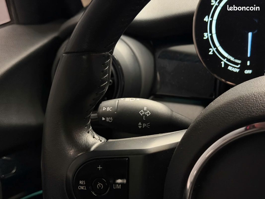 MINI COOPER 1.5 136ch BVA CAMDEN / TOIT OUVRANT / LED INTERIEUR (image 22)