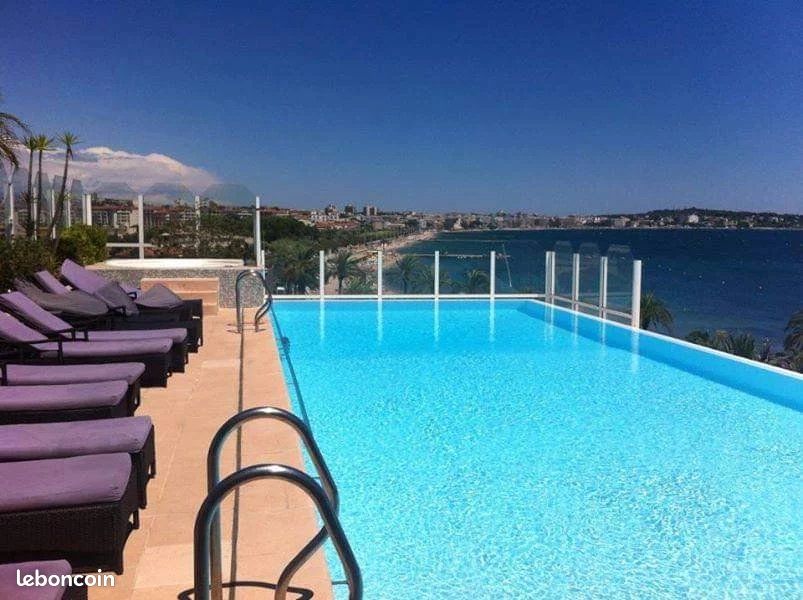 Appartement 1 pièce 28 m² · à Vallauris · 28 m² · 1 100 €/mois
