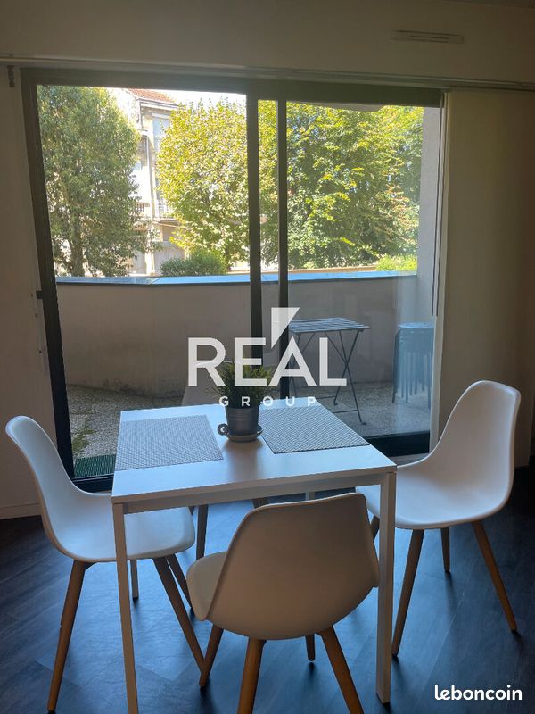 Appartement 1 pièce 39 m² · à Bordeaux · 39 m² · 890 €
