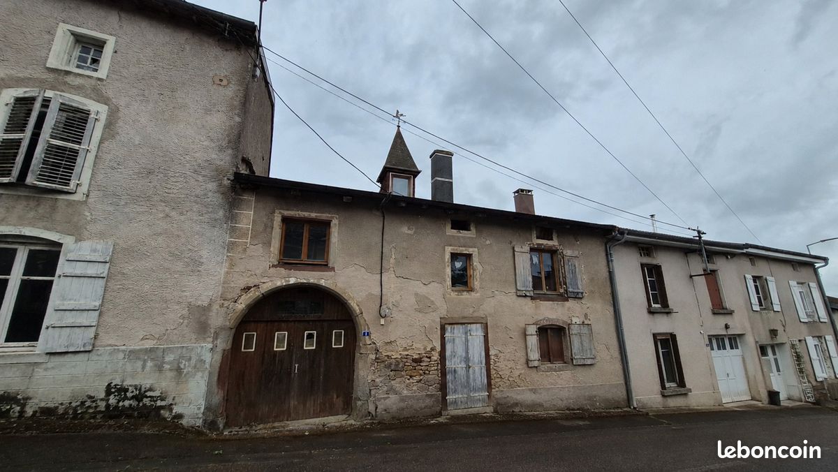 Maison 7 pièces 150 m² · à Ville-sur-Illon · 150 m² · 48 500 €