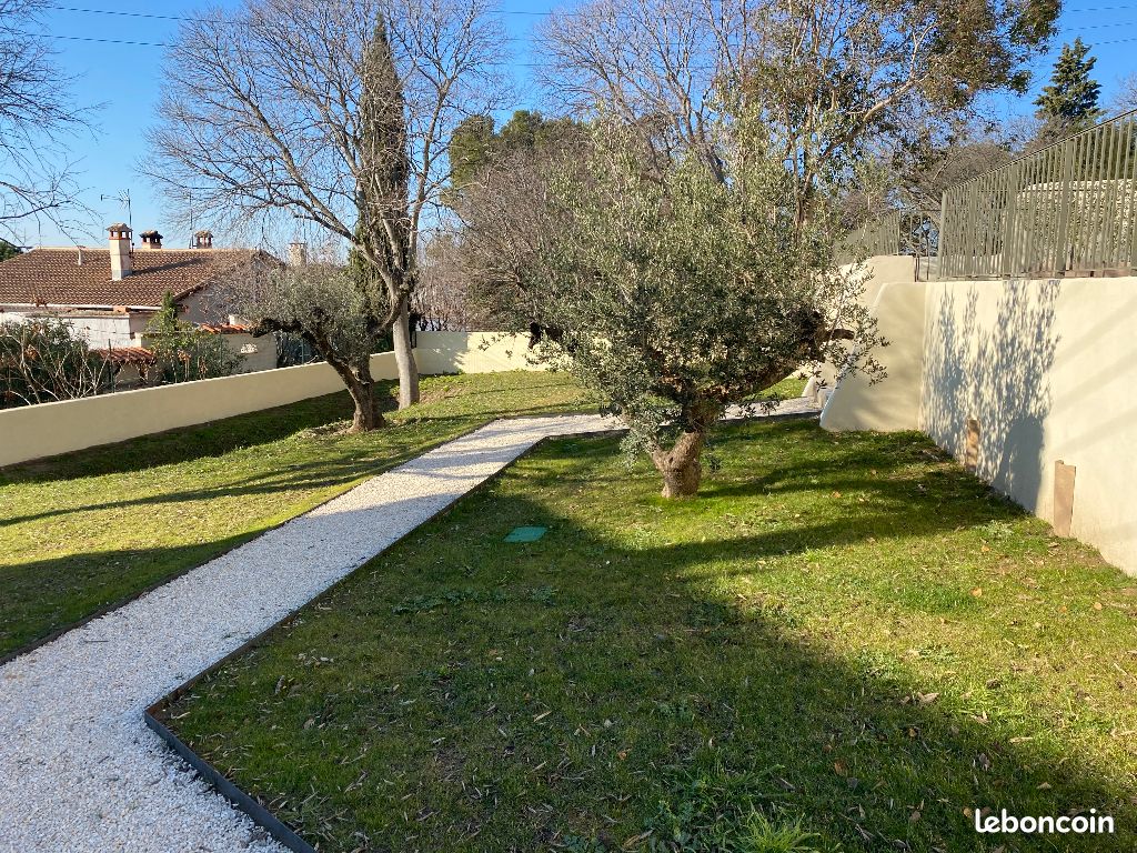 Appartement 2 pièces 47 m² · à Nîmes · 47 m² · 642 €