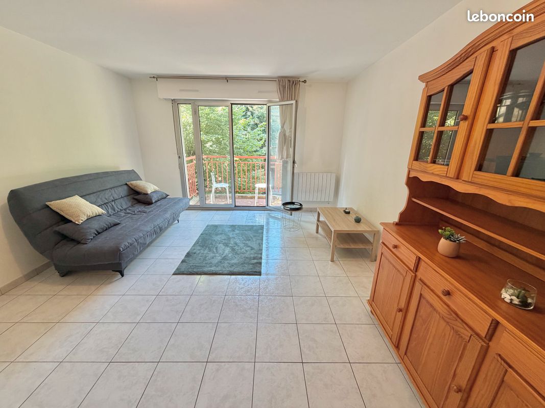 Appartement 1 pièce 33 m² · à Charleville-Mézières · 33 m² · 430 €
