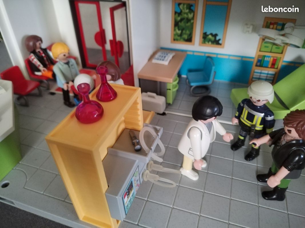 Playmobil Valigetta Soccorso Bianca Con Adesivo – Ospedale (Y1217) – Usato