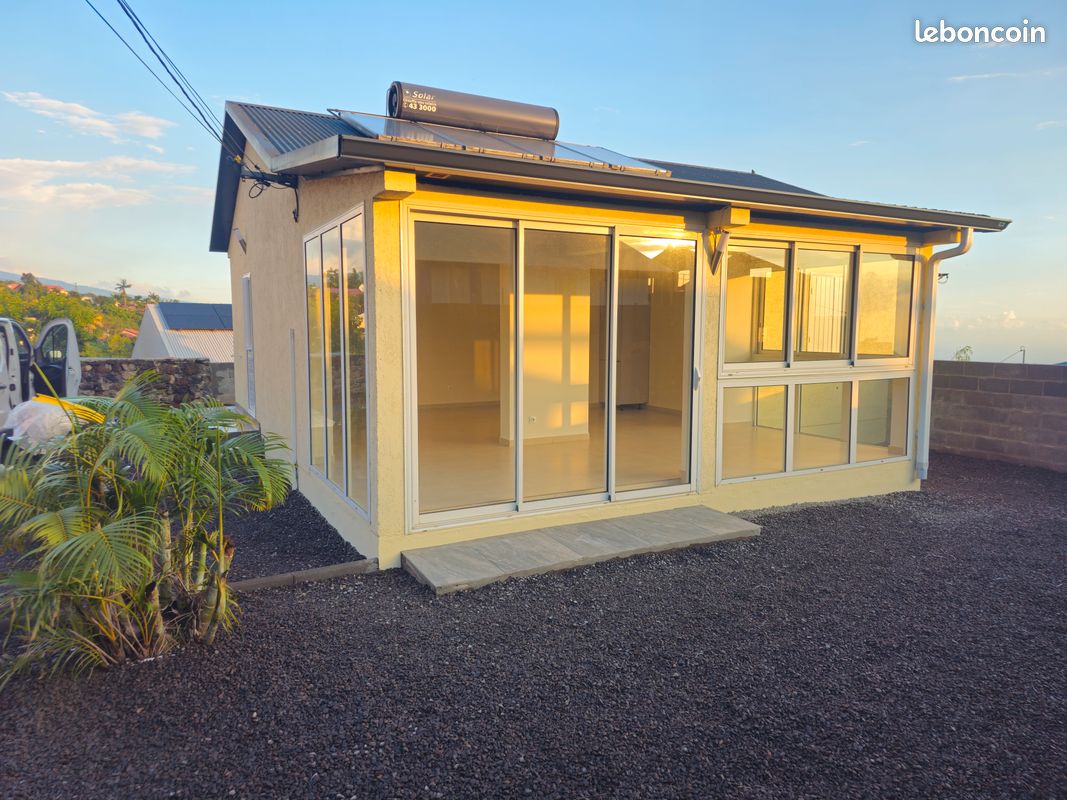 Maison 5 pièces 70 m² · à Le Tampon · 70 m² · 1 100 €