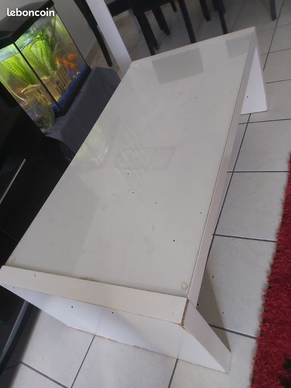 Table basse blanche - avec vitre - bon état (image 2)