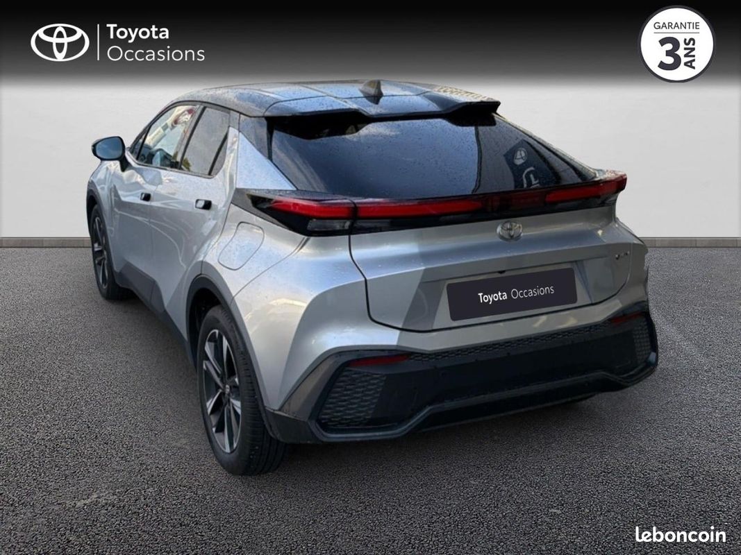 Toyota C-HR 1.8 Hybride 140ch Graphic MY26 (image 2)
