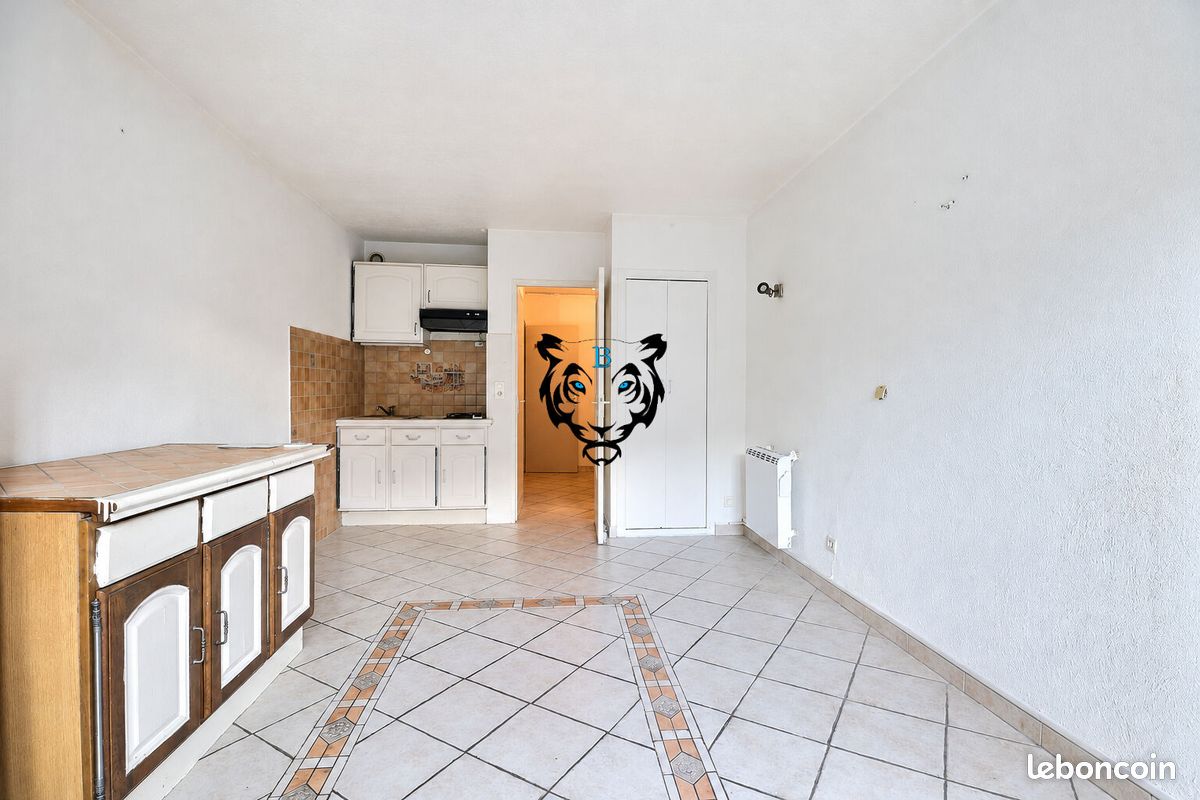 Studio 1 pièce 26 m² (image 4)