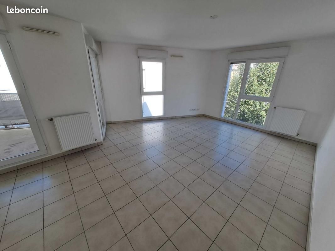 Appartement 3 pièces 67 m² · à Feyzin · 67 m² · 797 €
