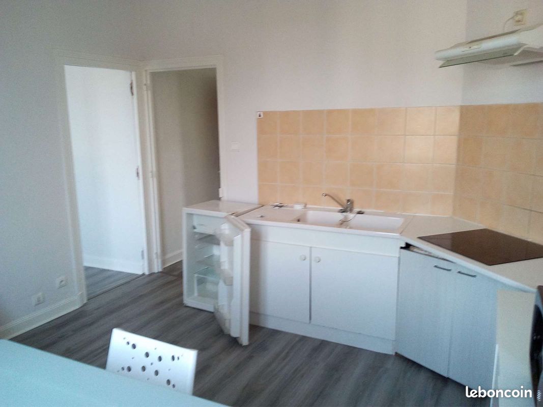 T2 meublé tout équipé 31m² - Égletons 19300 (image principale 1)