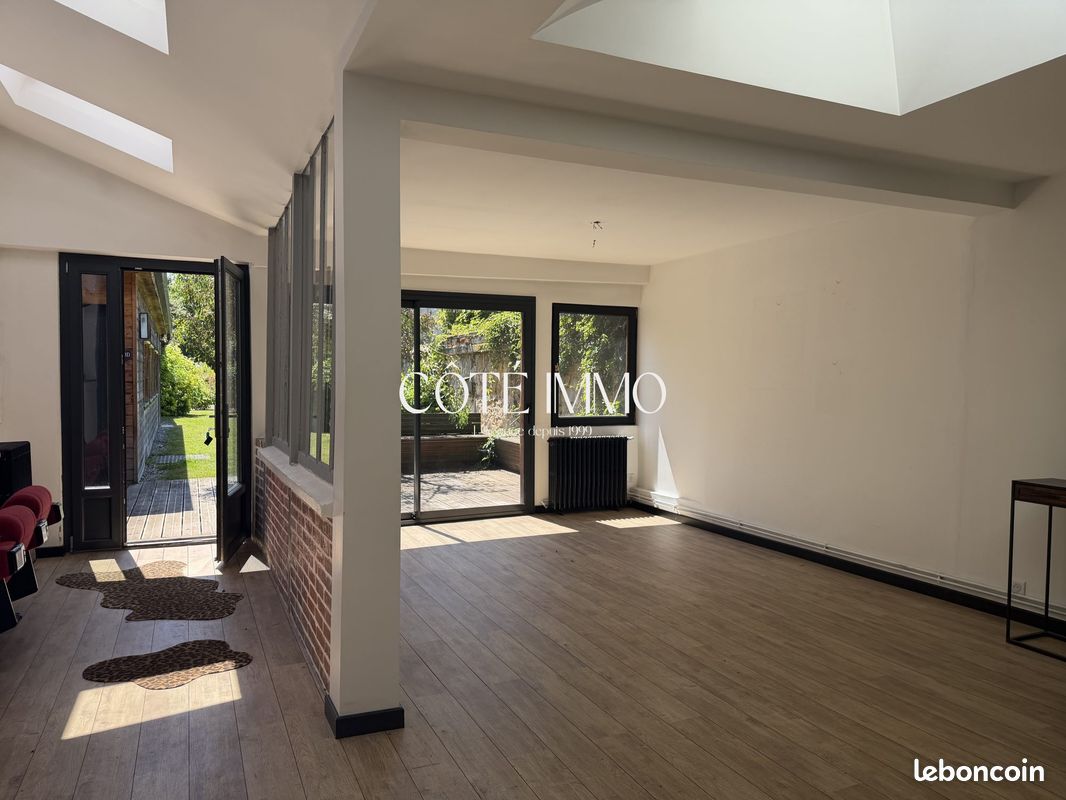 Maison 8 pièces 270 m² · à Lamorlaye · 270 m² · 599 000 €