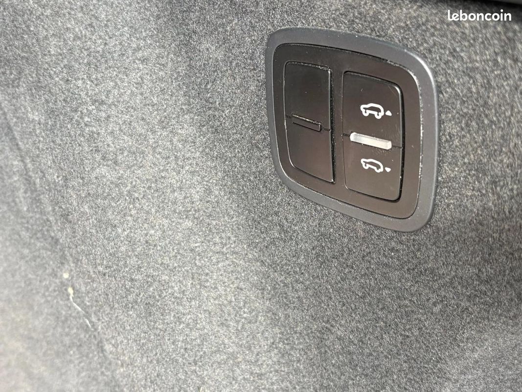Porsche Macan 3.0 DIESEL 260 S BVA (image 14)